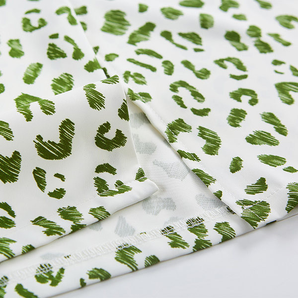 Naiste pikk seelik kõrge vöökohaga – loomamustriga