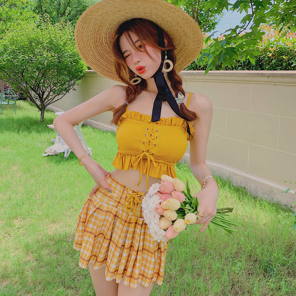 Дамски бански от две части с връзки  и къдри