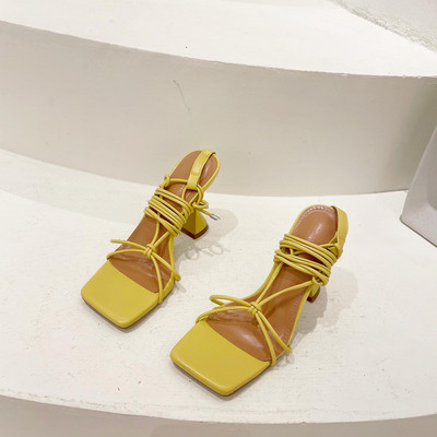 Дамска квадратни сандали с връзки и висок ток 8см