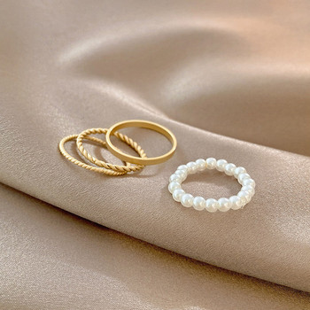Γυναικείο σετ δαχτυλίδια τεσσάρων τεμαχίων - χρυσό και πέρλες