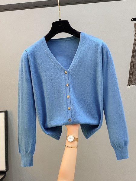 Дамска ежедневна жилетка  с копчета и шпиц деколте 