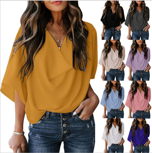 Дамска широка блуза с шпиц деколте