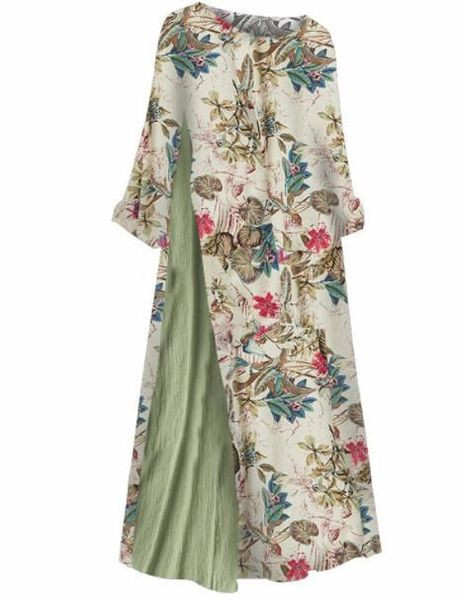 Дълга рокля с флорални мотиви и 3/4 ръкав