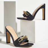 Дамски чехли на висок ток с метална декорация