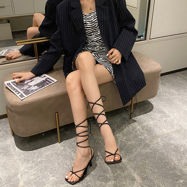 Дамски сандали в римски стил и 8см ток