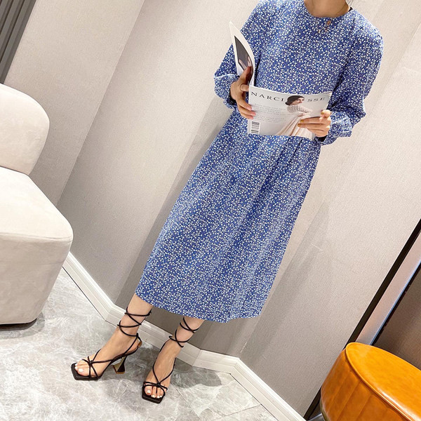 Модерни сандали на ток с тънки каишки