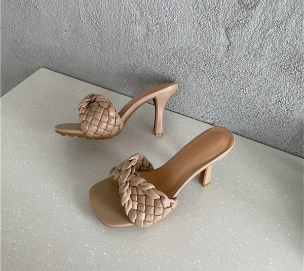 Актуални дамски чехли с ток 5см