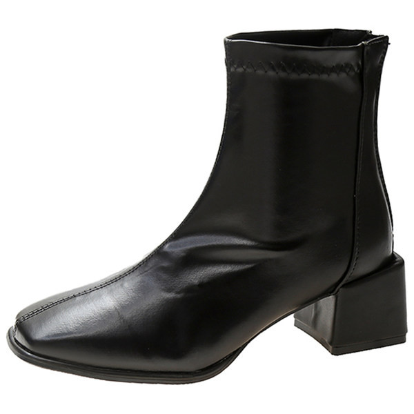 Дамски кожени боти с цип в черен и бял цвят 