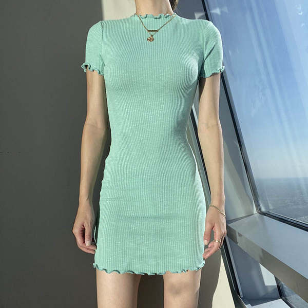 Дамска къса рокля по тялото в няколко цвята