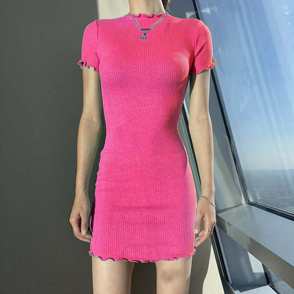 Дамска къса рокля по тялото в няколко цвята