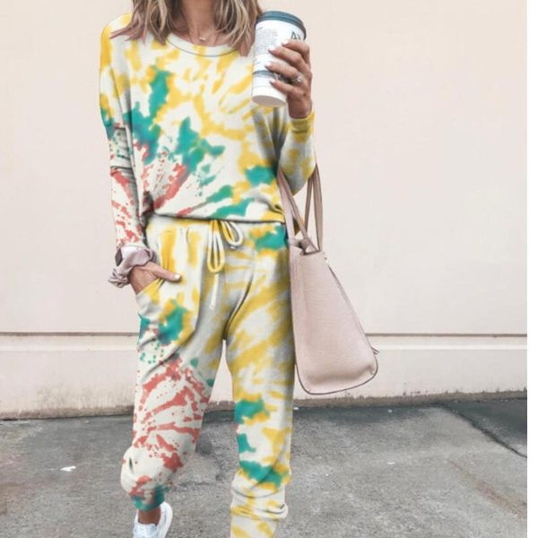 Moteriškas sportinis komplektas su juosmeniu ir kišenėmis