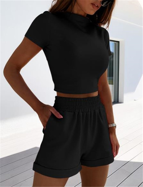 Ежедневен комплект - къси панталони и тениска 