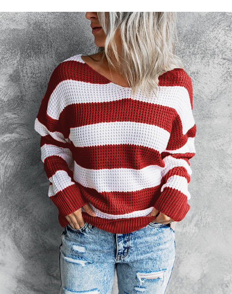 Дамски пуловер с шпиц деколте - няколко цвята