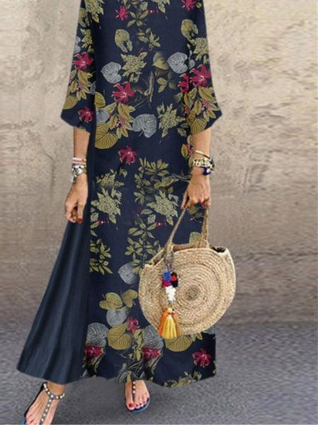 Дълга ежедневна рокля с флорални мотиви 