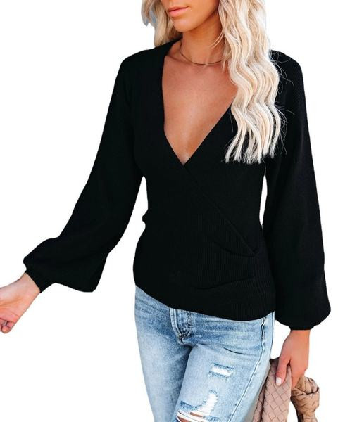 Дамска блуза с шпиц деколте