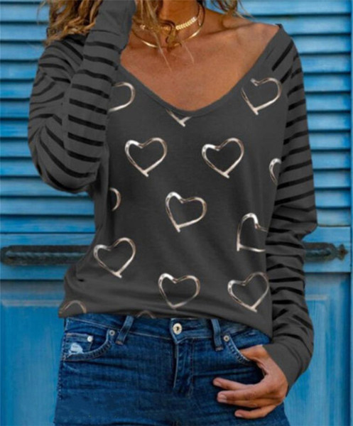 Moteriška palaidinė su gėlėmis ir ilgomis rankovėmis