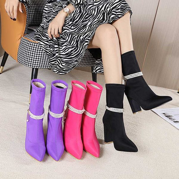 Дамски заострени боти с перли в няколко цвята