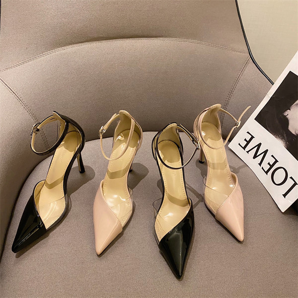 Дамски кожени обувки - заострен модел в два цвята