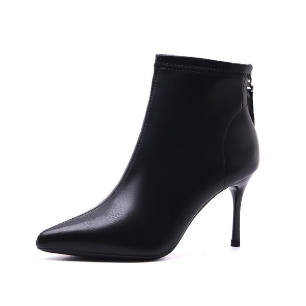 Дамски боти от еко кожа с цип и 9см ток