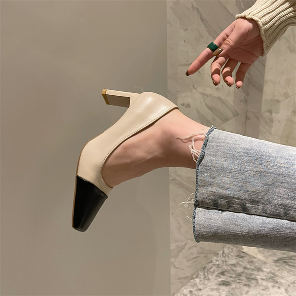 Нов модел обувки с дебел ток 7см