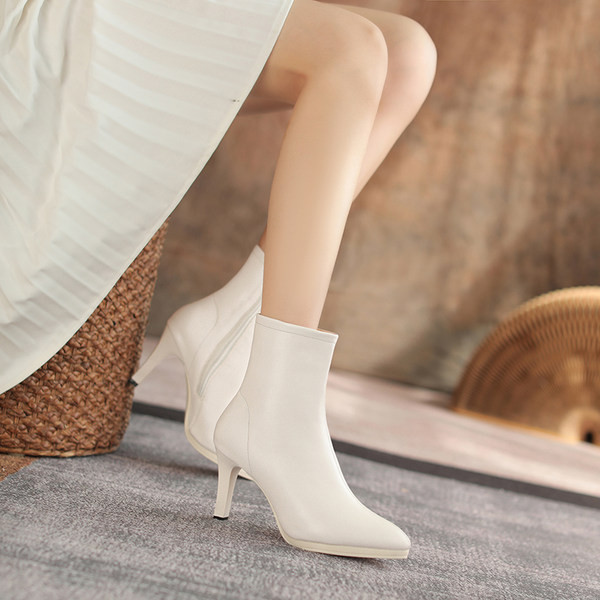 Дамски обувки с цип и ток - два цвята