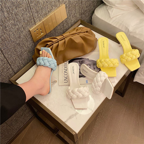 Дамски чехли с тънък 7см ток - два модела