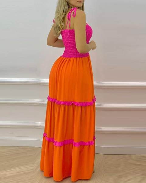 Ежедневна дамска рокля с тънки презрамки-разкроен модел