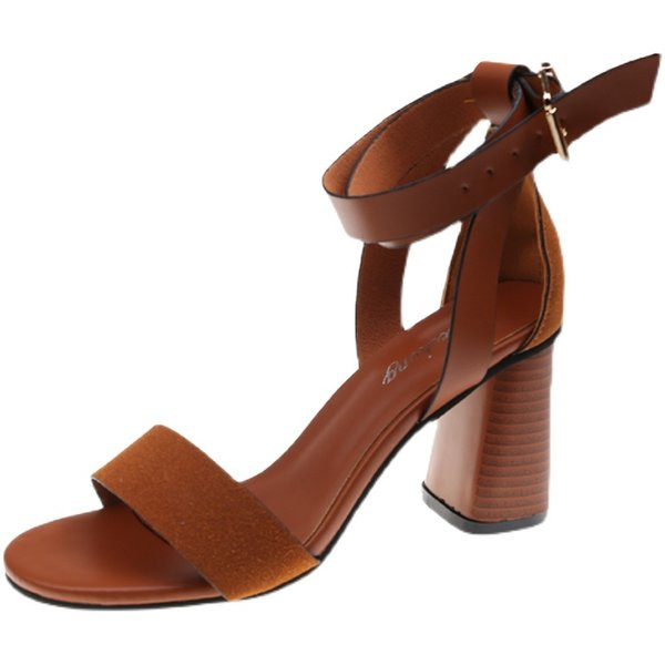 Ежедневни сандали с катарама и дебел ток 