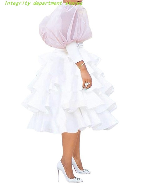 Дамска обемна пола с висока талия