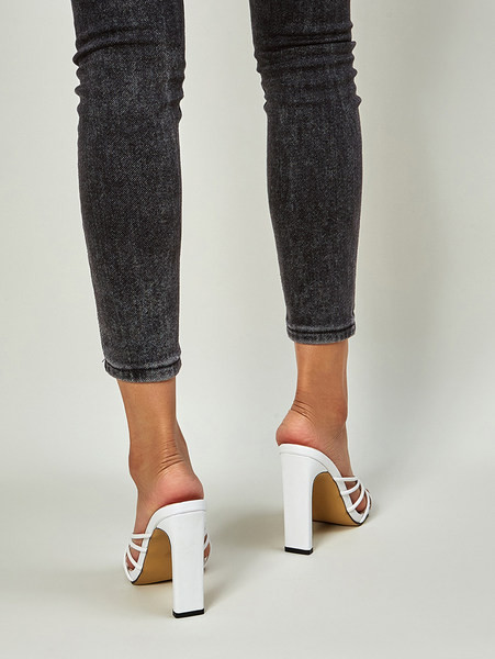 Нов модел дамски чехли с кожени каишки и 11см ток