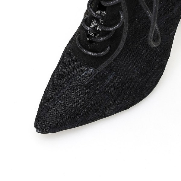 Дамски боти с дантела заострен модел