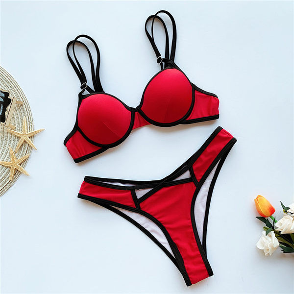 Дамски бански от две части - горнище тип сутиен и бикини с връзки