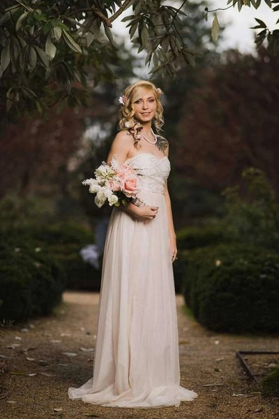 Γυναικείο επίσημο φόρεμα με παγιέτες και τούλι