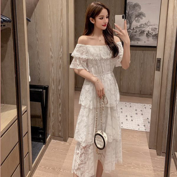 Rövid ujjú női csipkeruha