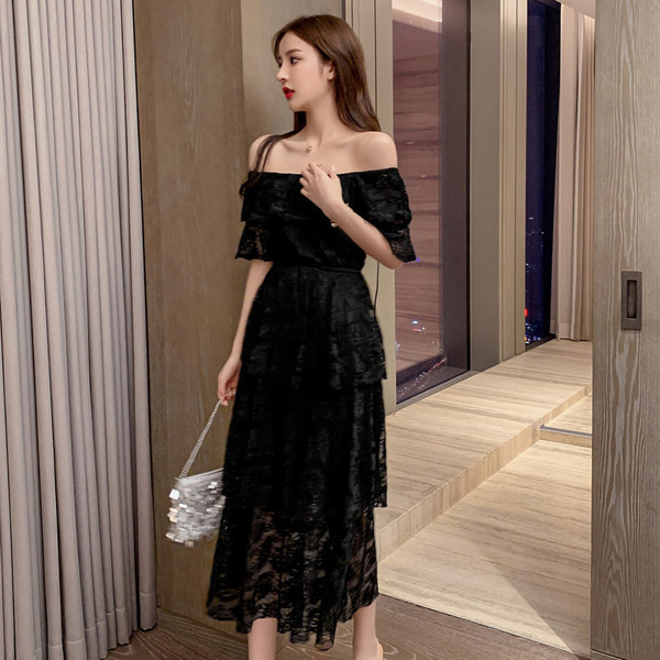 Rövid ujjú női csipkeruha