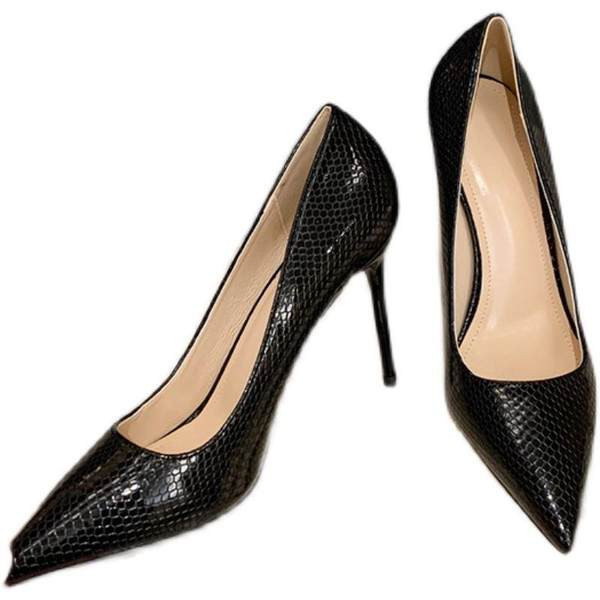 Női hegyes műbőr cipő