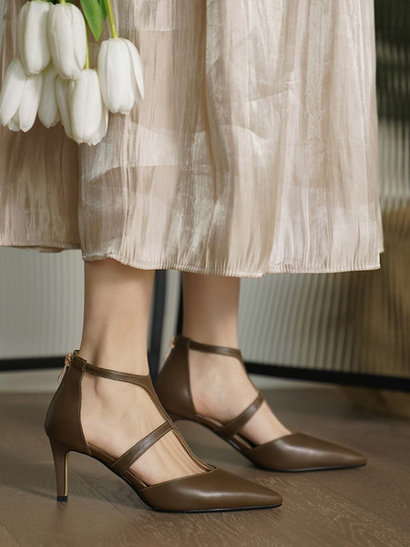 Női bőr sarkú cipő három színben