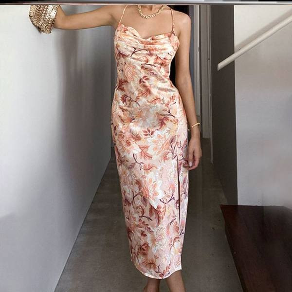 Női ruha hasítékkal és vékony pántokkal - három színben