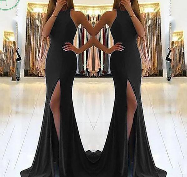 Hosszú női ruha hasítékkal, három színben