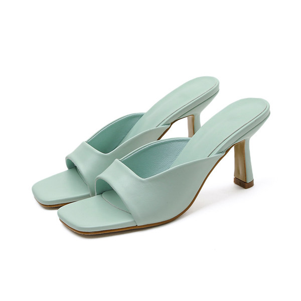 Női papucs műbőrből többféle színben