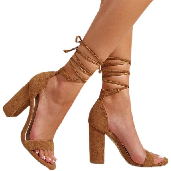 Modern női szandál vastag sarkú - római stílusú