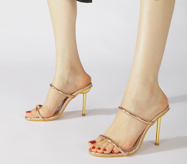 Női papucs magas vékony sarokkal 7,5 cm