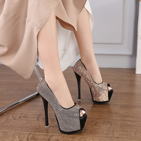 Női modern nyitott cipő 15,5 cm magassarkúval és díszkövekkel