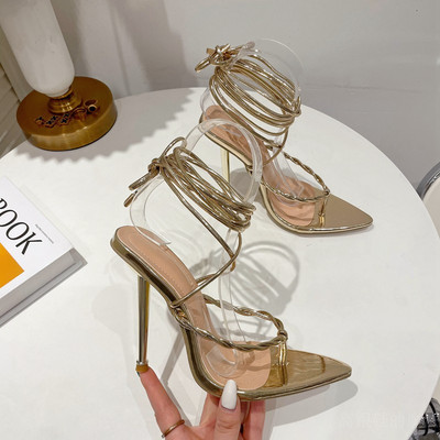 Női magas sarkú fűzős szandál