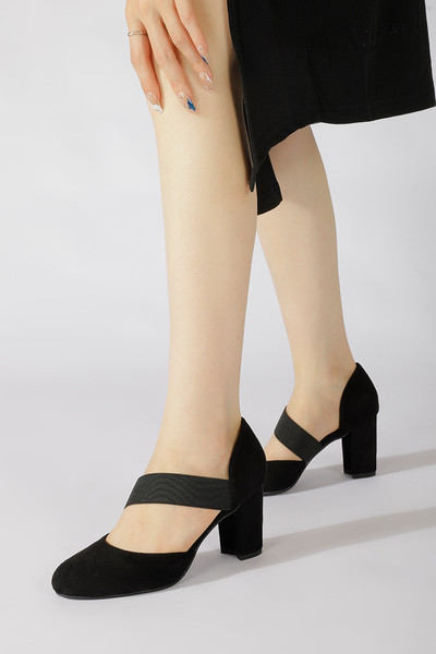 Női cipő fekete és bézs színben