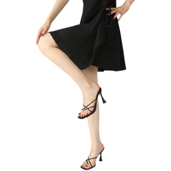 Női papucs szilikon pántokkal és öko bőrrel