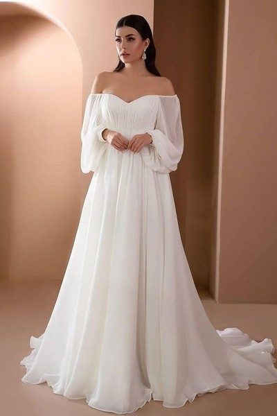 Fehér hosszú női ruha csupasz váll