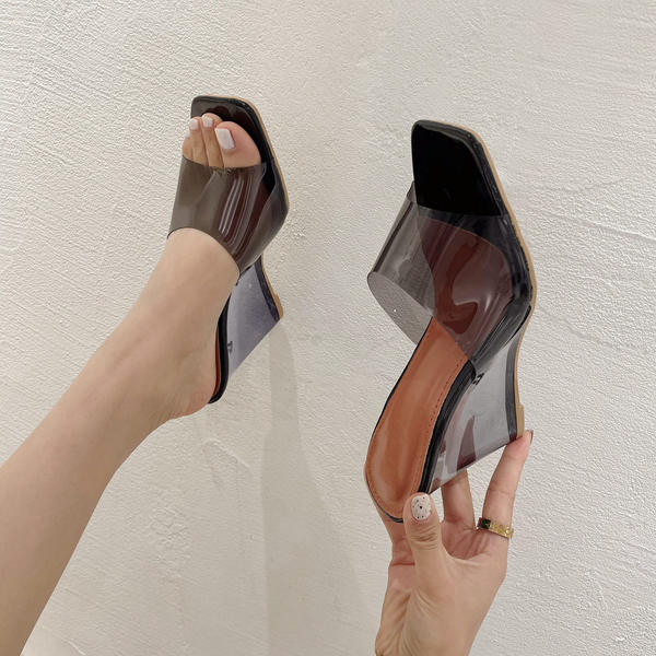 Modern női papucs szilikon pánttal