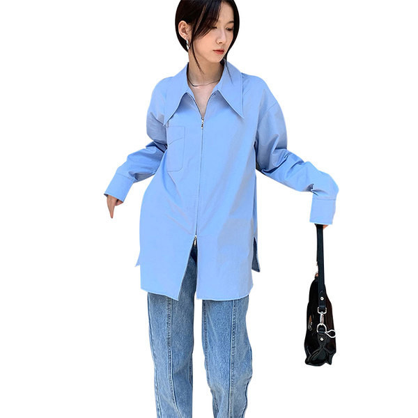 Φαρδύ μοντέλο γυναικείο πουκάμισο σε μπλε χρώμα