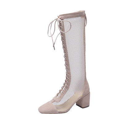 Novi model ženskih čizama ili čizama na pertlu